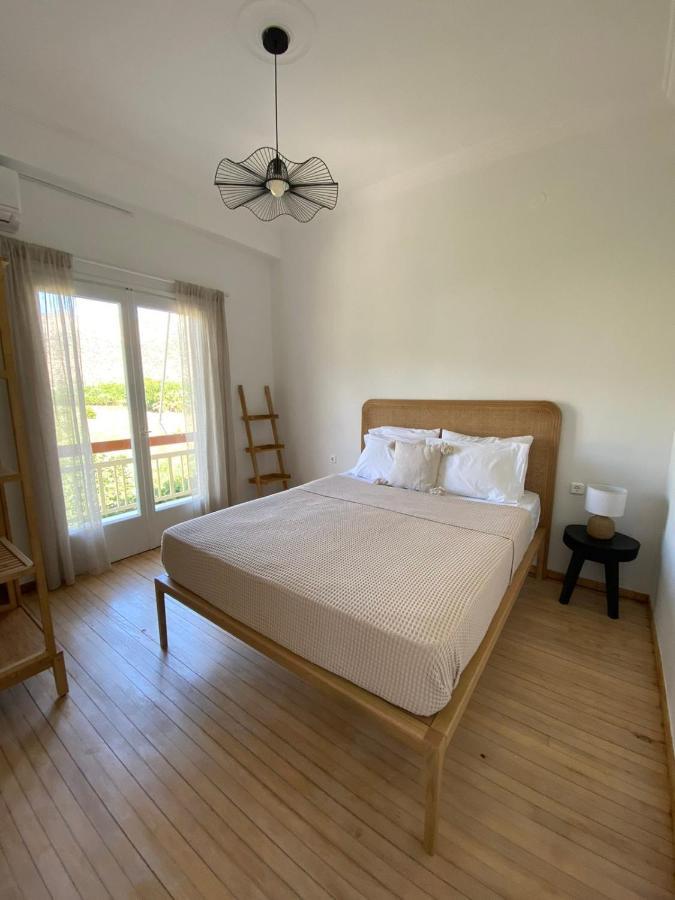 Thassa Beach Apartment No1 Leonídion Exterior photo