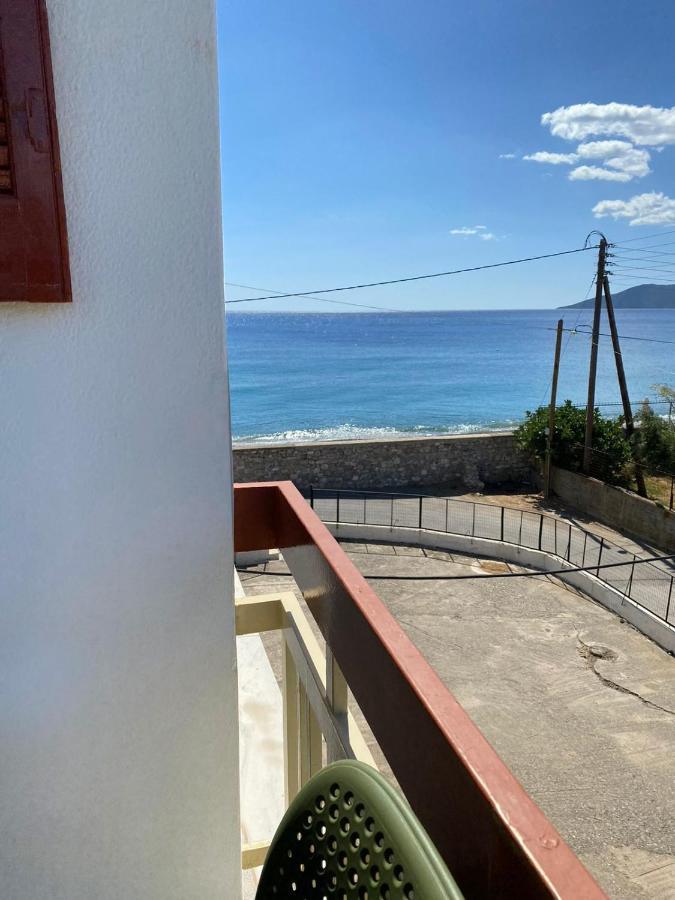 Thassa Beach Apartment No1 Leonídion Exterior photo